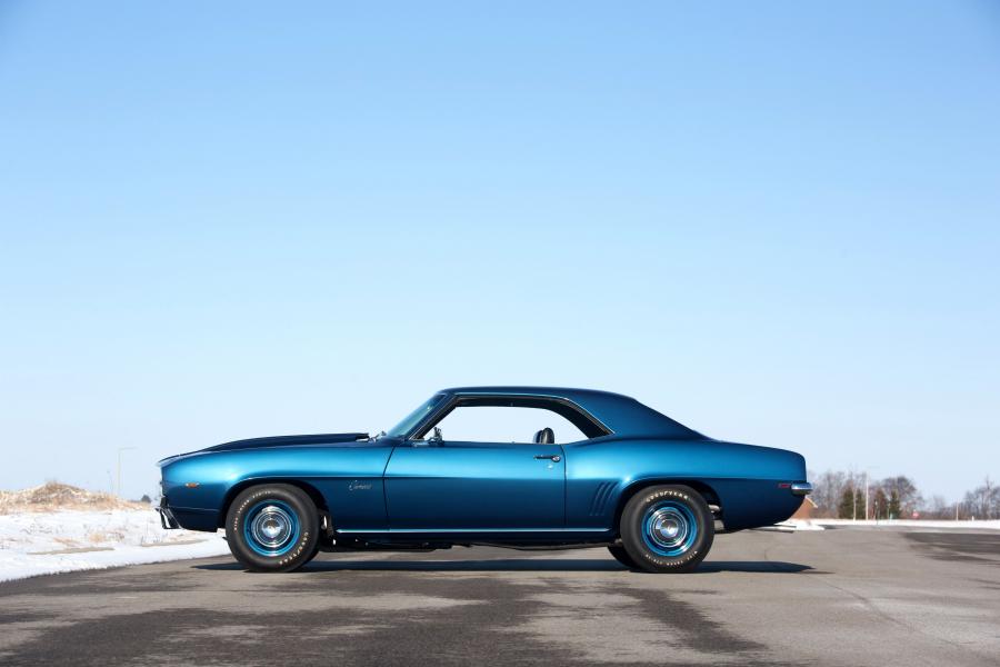  Chevrolet Camaro ZL-1 COPO Dusk Blue 1969 года  (фото 15 из 28)